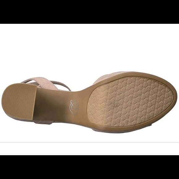 Chinese Laundry Women's Theresa Platform Sandal size 11 Micro suede Dark Nude - Picture 2 of 6